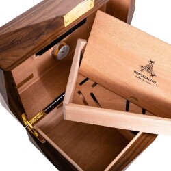 MonteCristo Linea 1935 Limited Edition Humidor 80's - 3